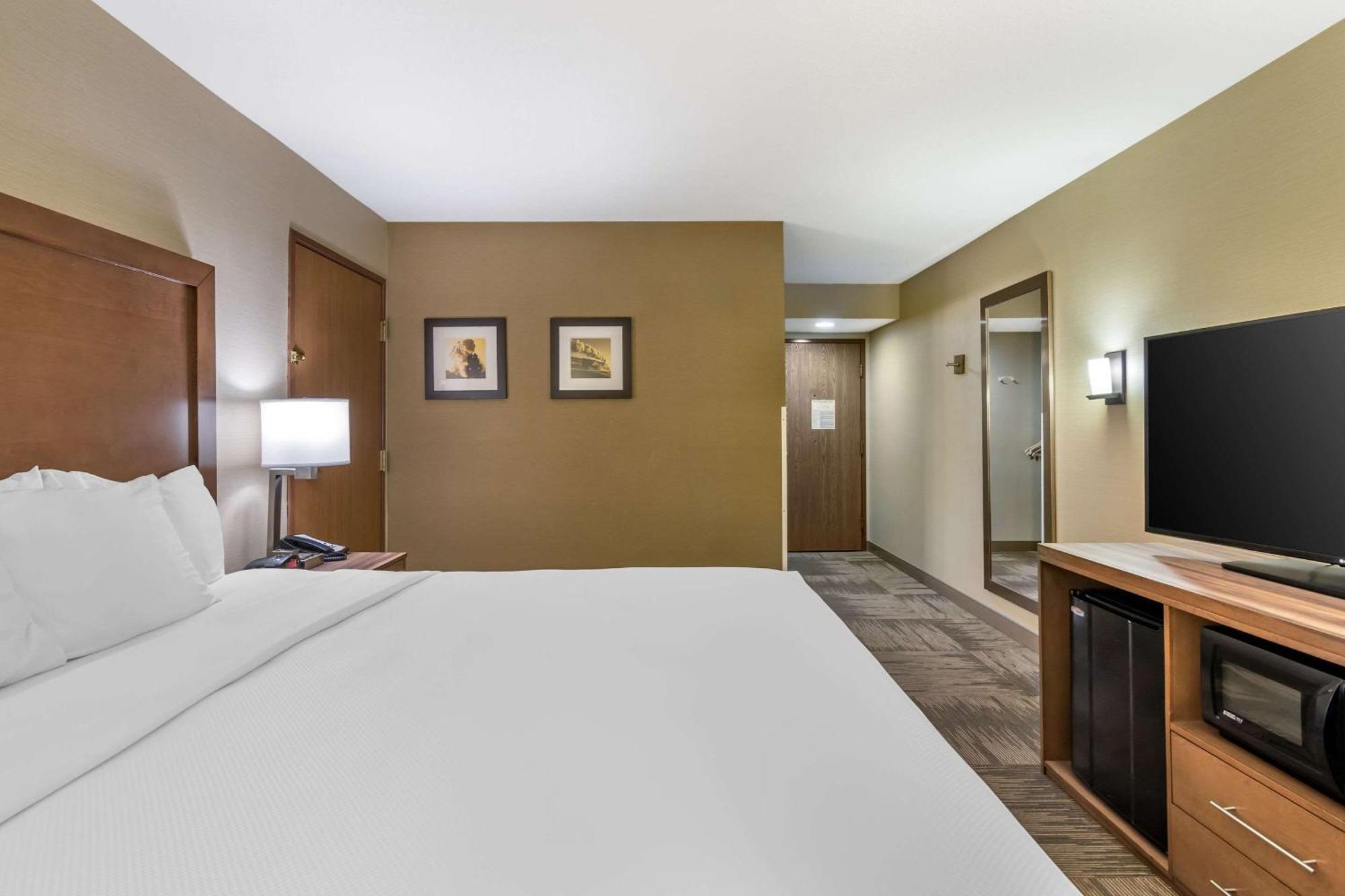 Comfort Inn Sedalia Station Exterior foto